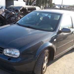 VOLKSWAGEN GOLF 4