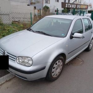 VOLKSWAGEN GOLF 4