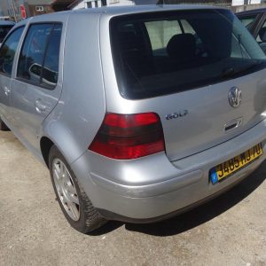 VOLKSWAGEN GOLF 4