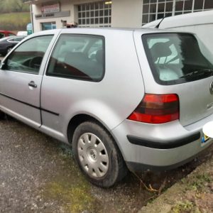 VOLKSWAGEN GOLF 4