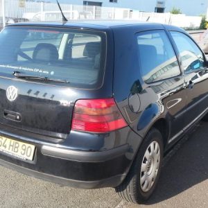 VOLKSWAGEN GOLF 4