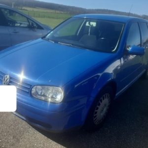 VOLKSWAGEN GOLF 4