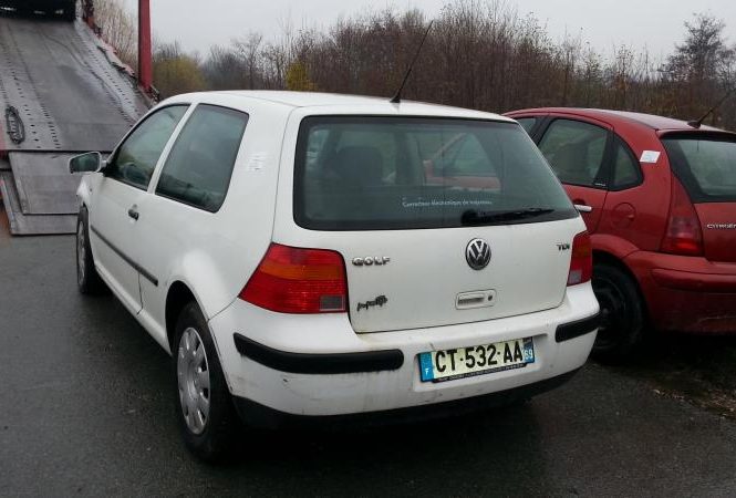 VOLKSWAGEN GOLF 4 BREAK