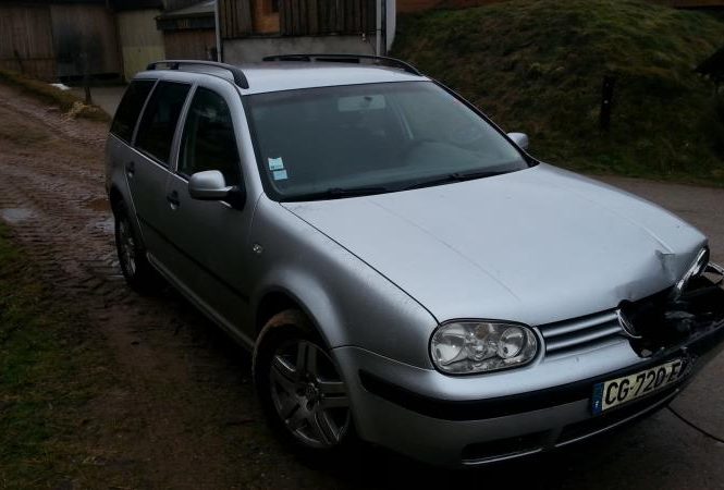 VOLKSWAGEN GOLF 4 BREAK