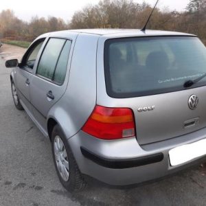 VOLKSWAGEN GOLF 4