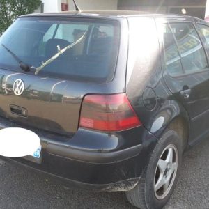 VOLKSWAGEN GOLF 4