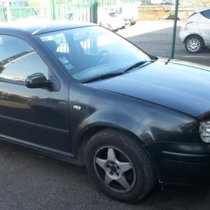 VOLKSWAGEN GOLF 4