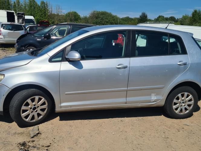 VOLKSWAGEN GOLF PLUS