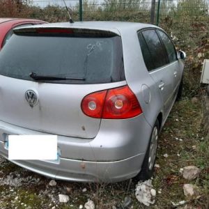 VOLKSWAGEN GOLF 5