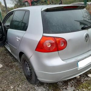 VOLKSWAGEN GOLF 5