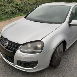 VOLKSWAGEN GOLF 5