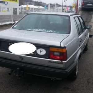 VOLKSWAGEN JETTA 2