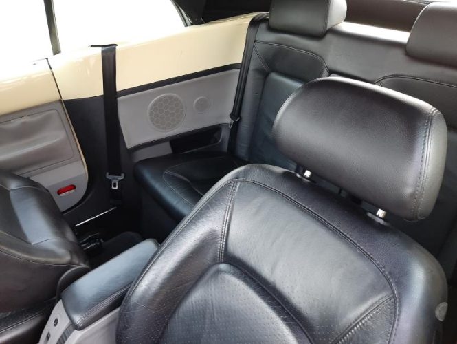 VOLKSWAGEN NEW BEETLE 1 PHASE 1 CABRIOLET