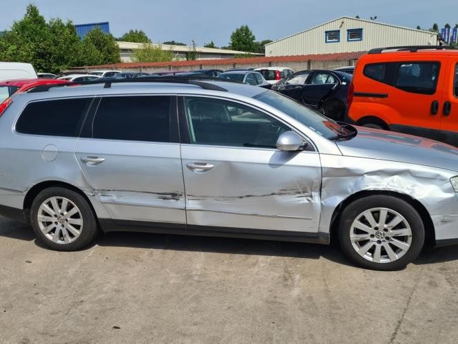 VOLKSWAGEN PASSAT 5 BREAK