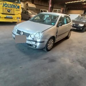VOLKSWAGEN POLO 4
