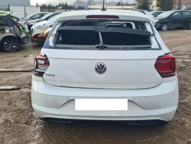 VOLKSWAGEN POLO 6 PHASE 1