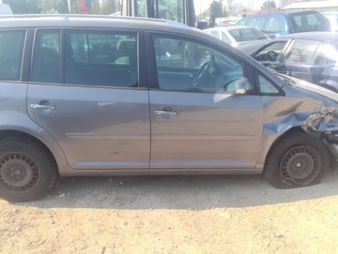 VOLKSWAGEN TOURAN 1 PHASE 1