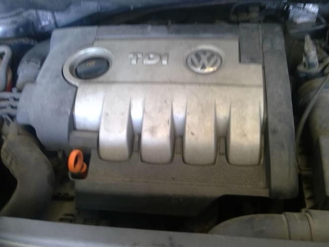 VOLKSWAGEN TOURAN 1 PHASE 1