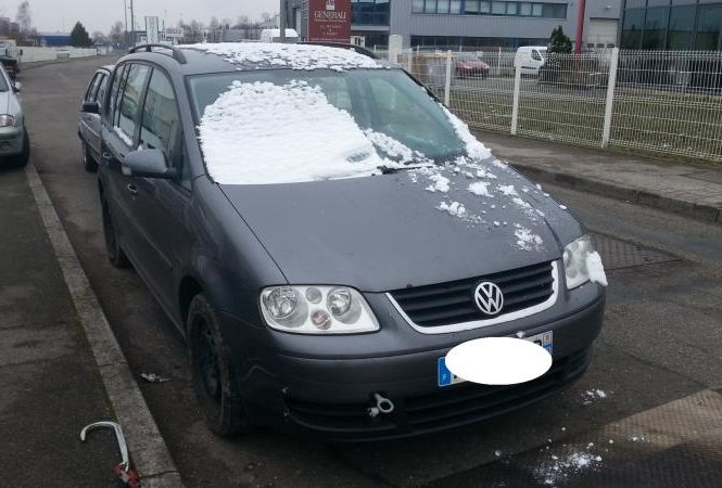 VOLKSWAGEN TOURAN 1 PHASE 1