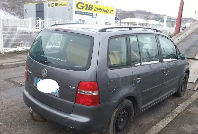 VOLKSWAGEN TOURAN 1 PHASE 1