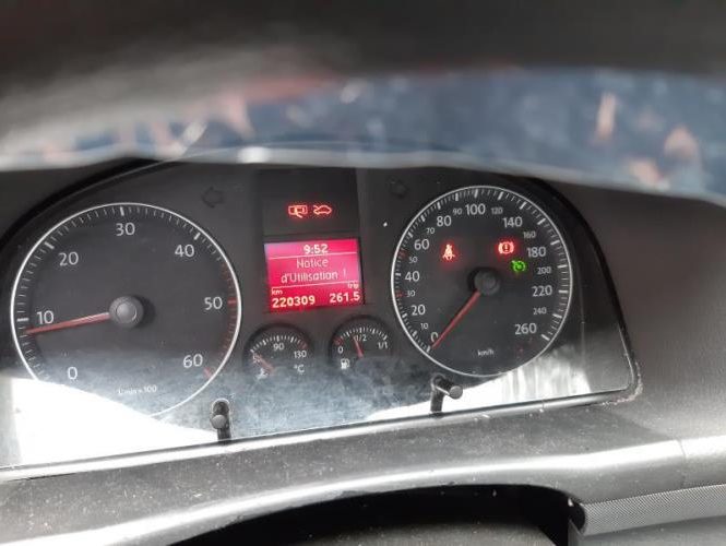 VOLKSWAGEN TOURAN 1 PHASE 1