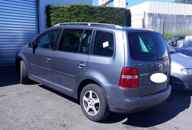 VOLKSWAGEN TOURAN 1 PHASE 1