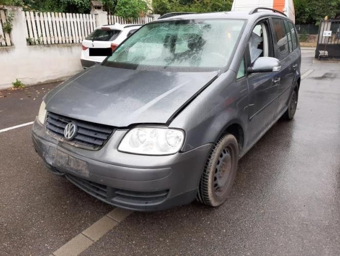 VOLKSWAGEN TOURAN 1 PHASE 1