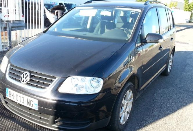 VOLKSWAGEN TOURAN 1 PHASE 1