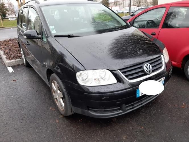 VOLKSWAGEN TOURAN 1 PHASE 1