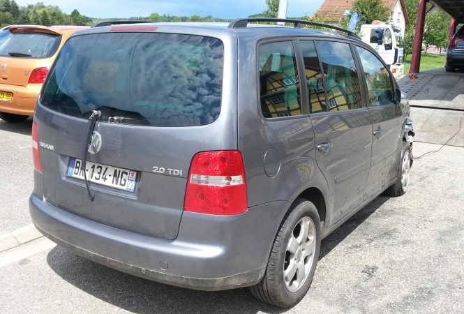 VOLKSWAGEN TOURAN 1 PHASE 1