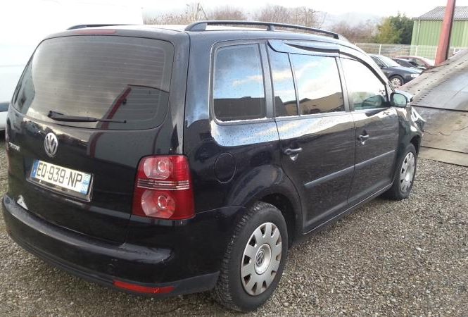 VOLKSWAGEN TOURAN 1 PHASE 1