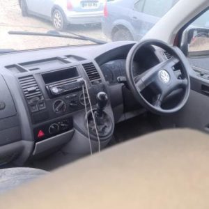 VOLKSWAGEN TRANSPORTER 5 PHASE 1