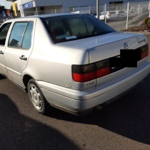 VOLKSWAGEN VENTO