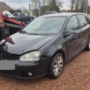 VOLKSWAGEN GOLF 5