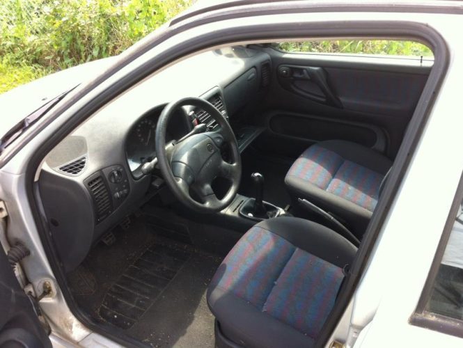 VOLKSWAGEN POLO 3 PHASE 1