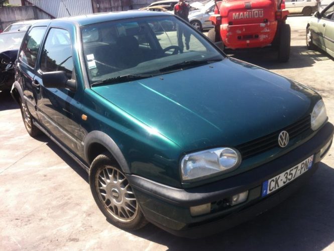 VOLKSWAGEN GOLF 3