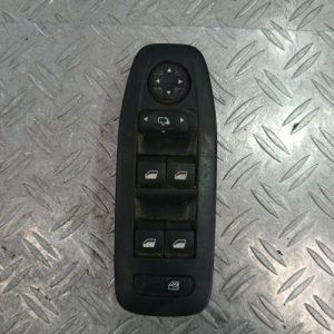 PEUGEOT 2008 1 PHASE 1