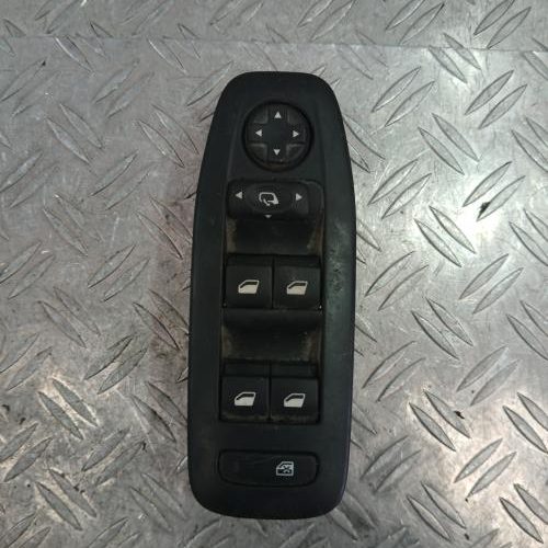 PEUGEOT 2008 1 PHASE 1