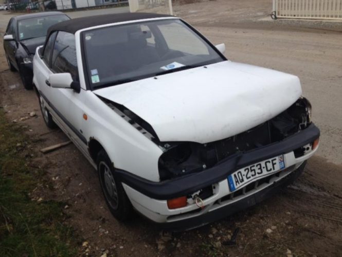 VOLKSWAGEN GOLF 4 CABRIOLET