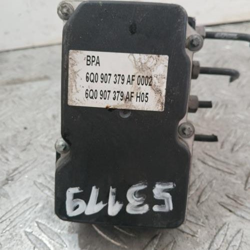 VOLKSWAGEN POLO 4 PHASE 2