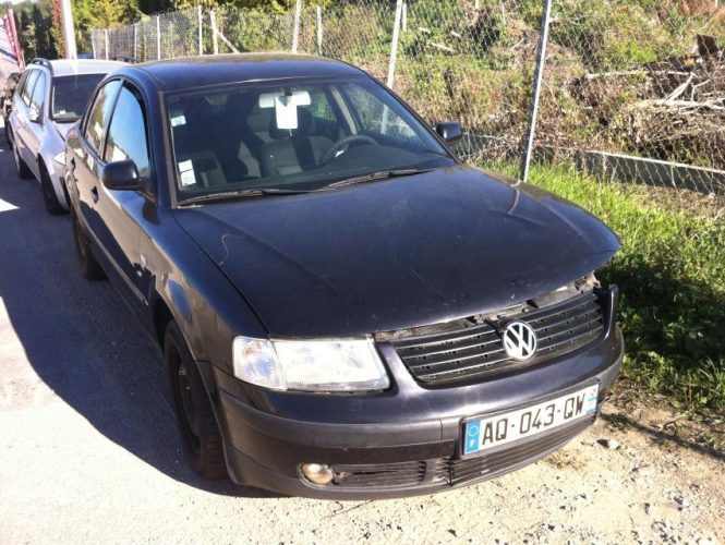 VOLKSWAGEN PASSAT 4 PHASE 1