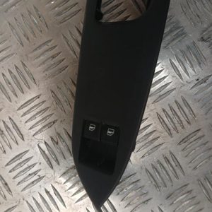 VOLKSWAGEN TOURAN 1 PHASE 1