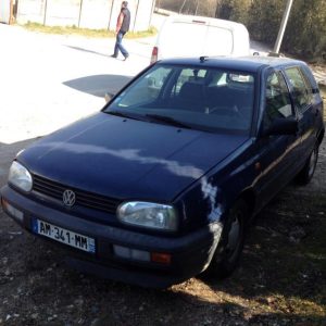 VOLKSWAGEN GOLF