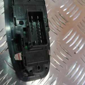 PEUGEOT 208 1 PHASE 2