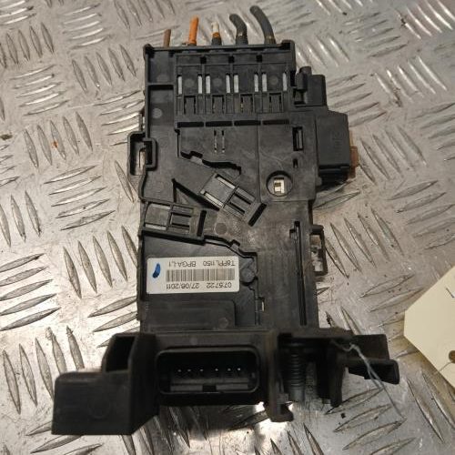 PEUGEOT 5008 1 PHASE 1