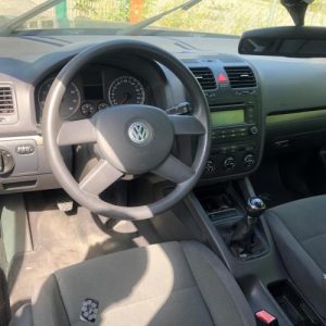 VOLKSWAGEN GOLF 5