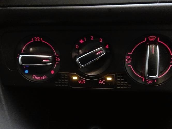 VOLKSWAGEN POLO 5 PHASE 1