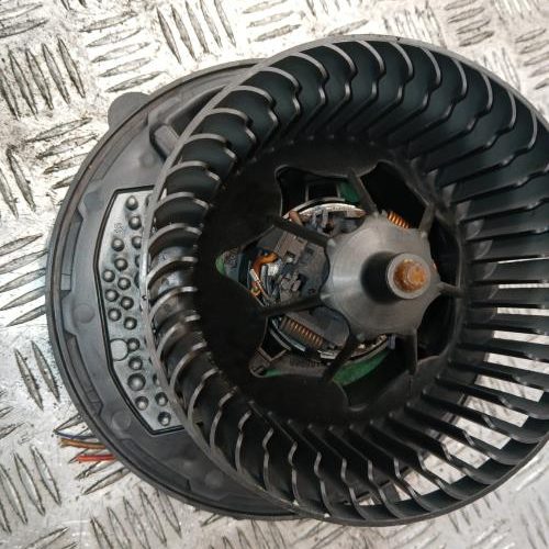 VOLKSWAGEN GOLF 7 PHASE 1