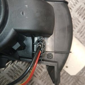 VOLKSWAGEN TRANSPORTER 5 PHASE 2