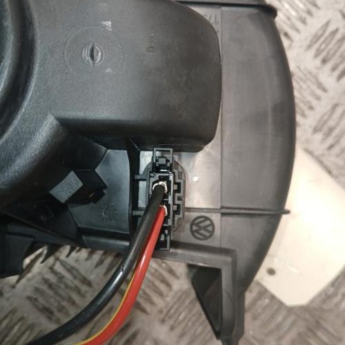 VOLKSWAGEN TRANSPORTER 5 PHASE 2